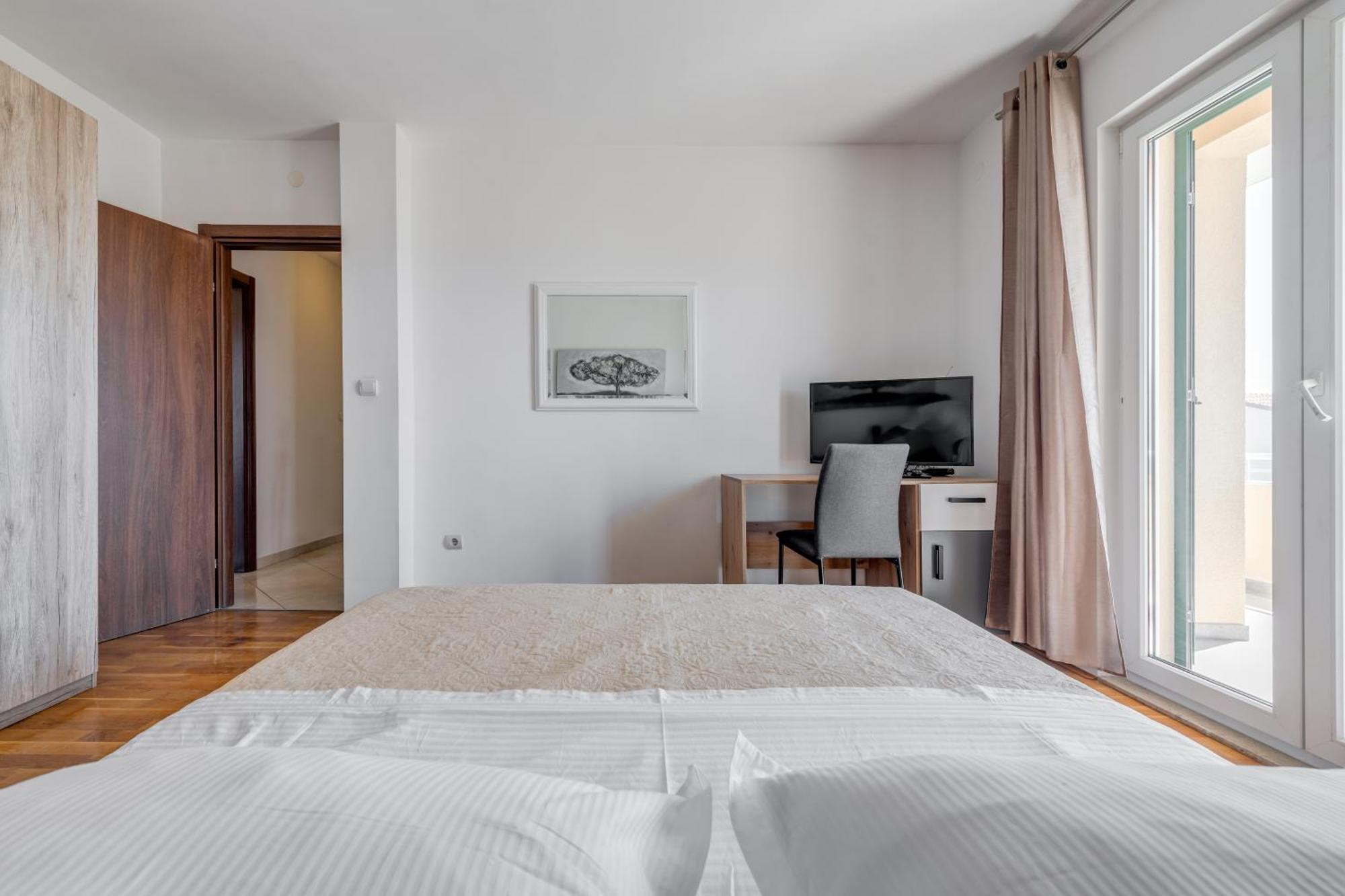 Apartamento Renata + Private Swimming Pool In